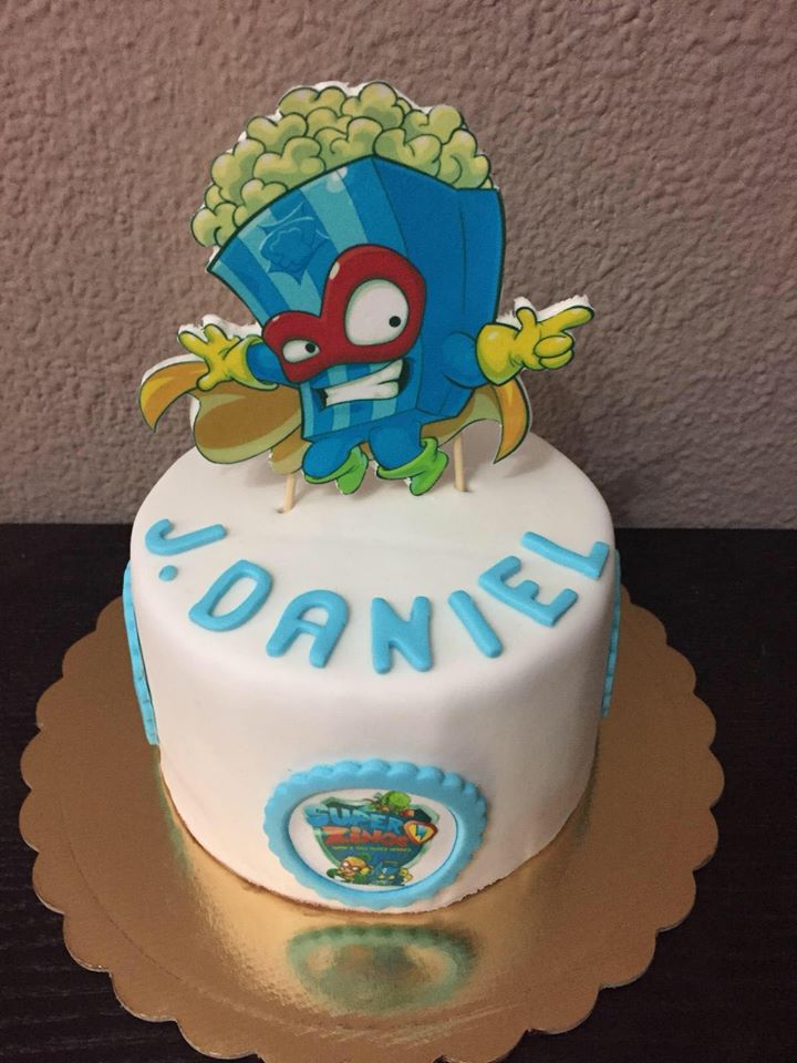 Tarta fondant superthings